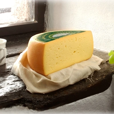 Salzburger Almhüttenkäse